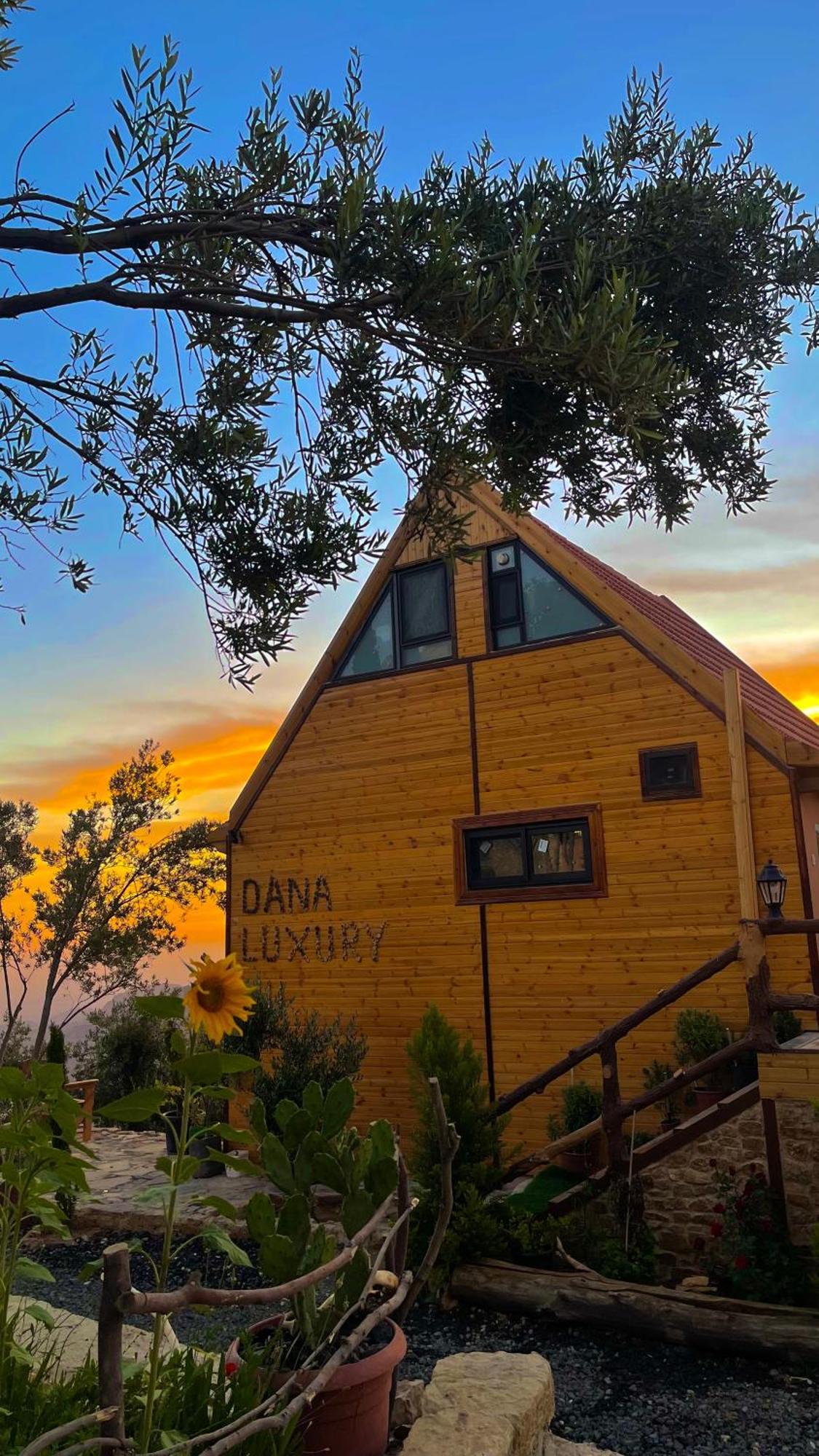 Dana Luxury Huts Hotel Ngoại thất bức ảnh