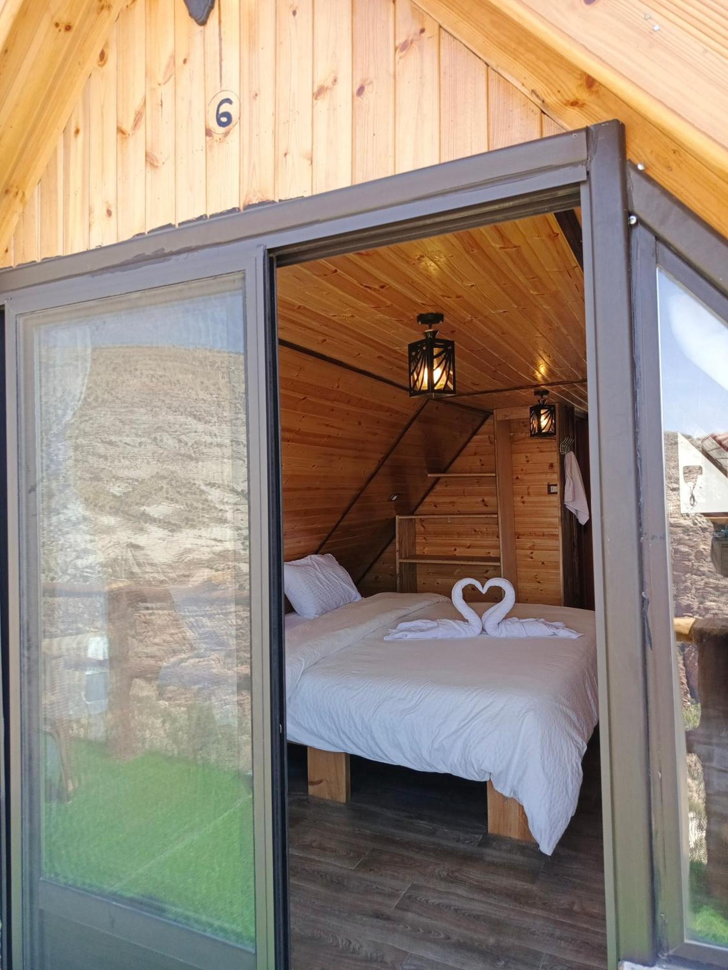 Dana Luxury Huts Hotel Ngoại thất bức ảnh
