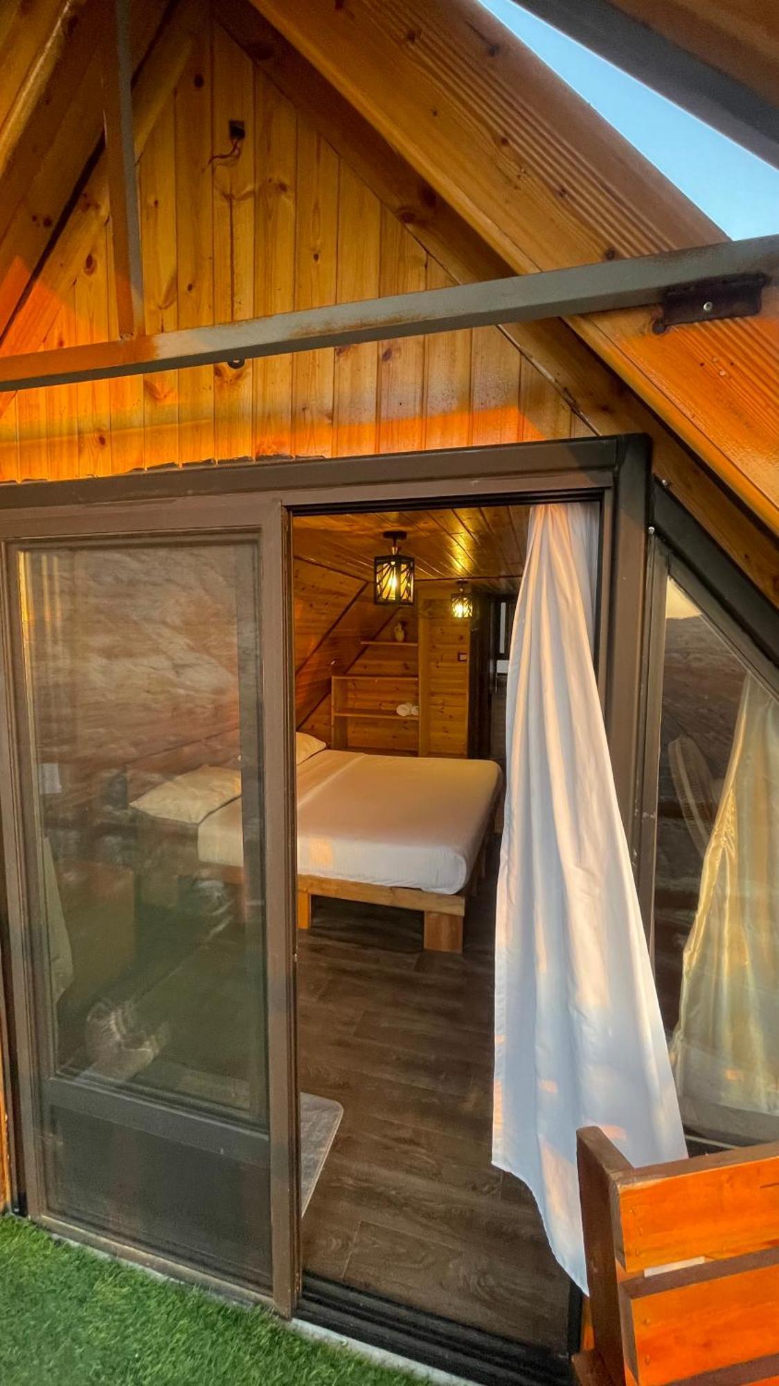 Dana Luxury Huts Hotel Ngoại thất bức ảnh