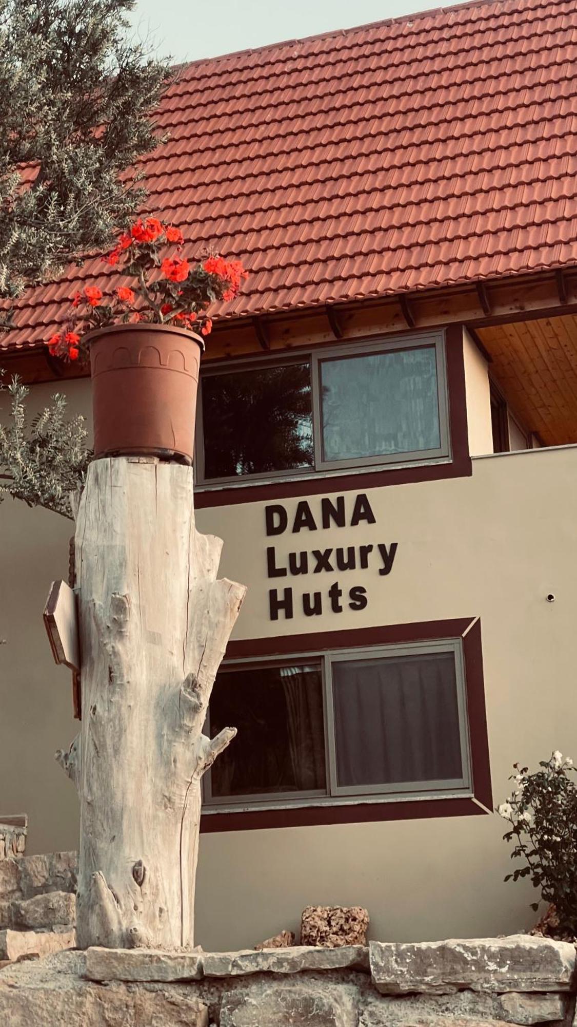 Dana Luxury Huts Hotel Ngoại thất bức ảnh